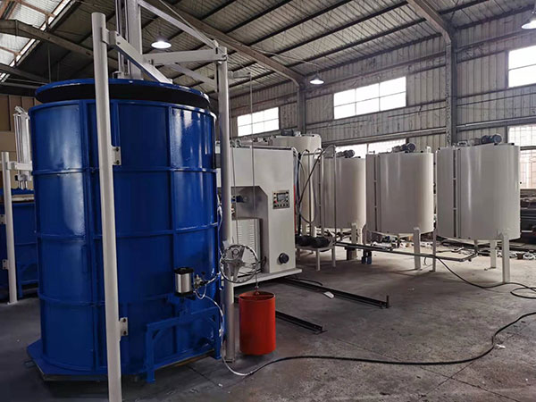 What are the advantages of foaming machine？